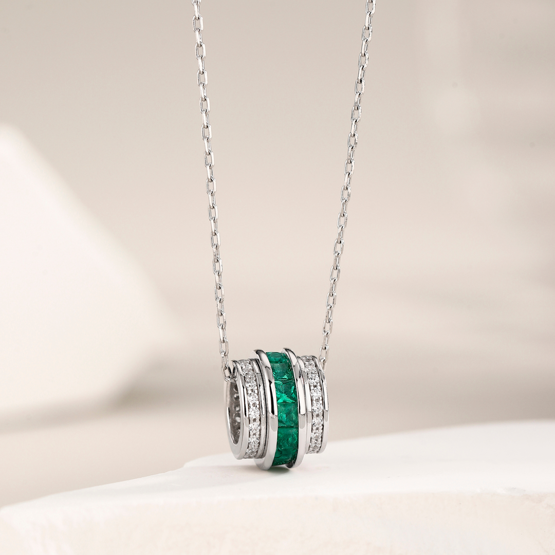 Barrel Pendant Emerald Necklace