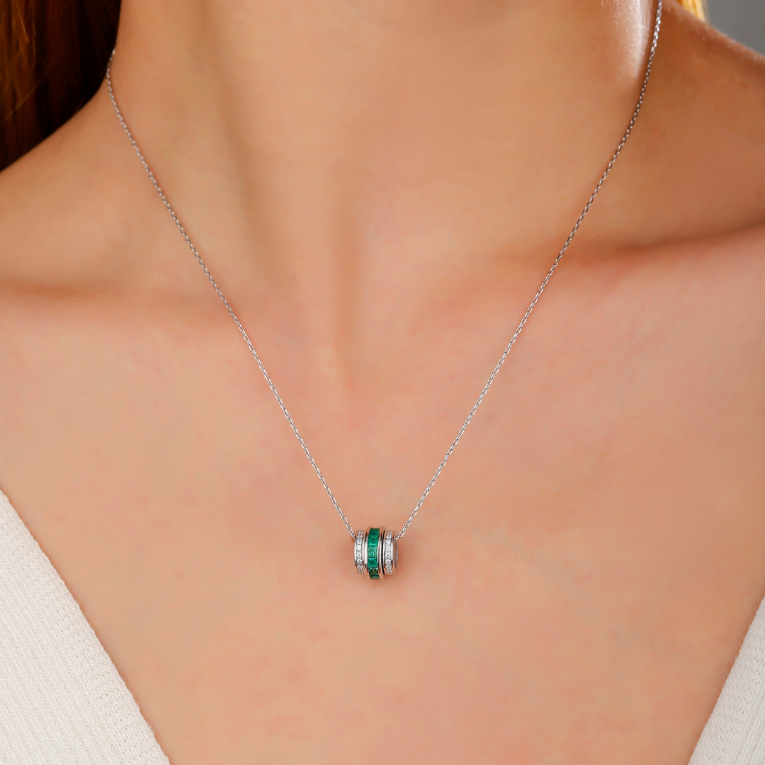 Barrel Pendant Emerald Necklace