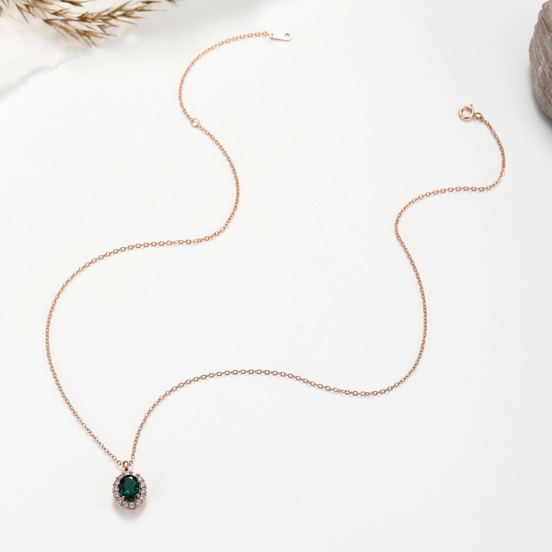 Oval Cut Emerald Necklace