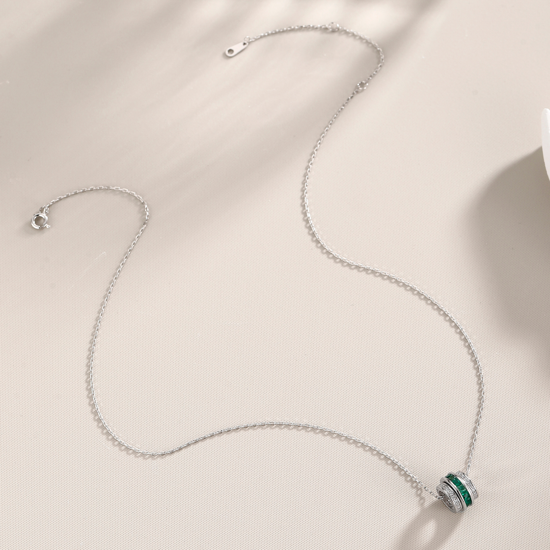 Barrel Pendant Emerald Necklace